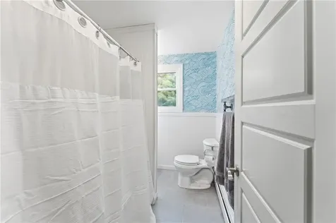 6 Hazelton Road Barrington RI 02806