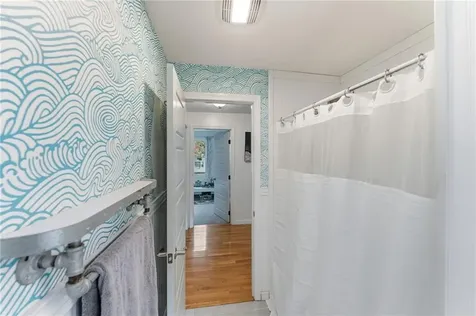 6 Hazelton Road Barrington RI 02806