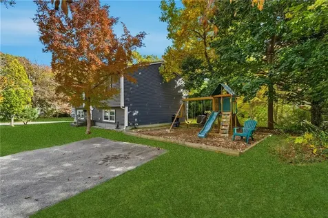 6 Hazelton Road Barrington RI 02806