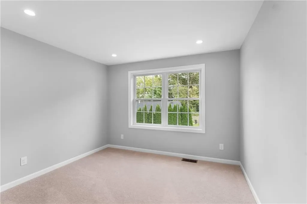 178 Highland Street Cranston RI 02920