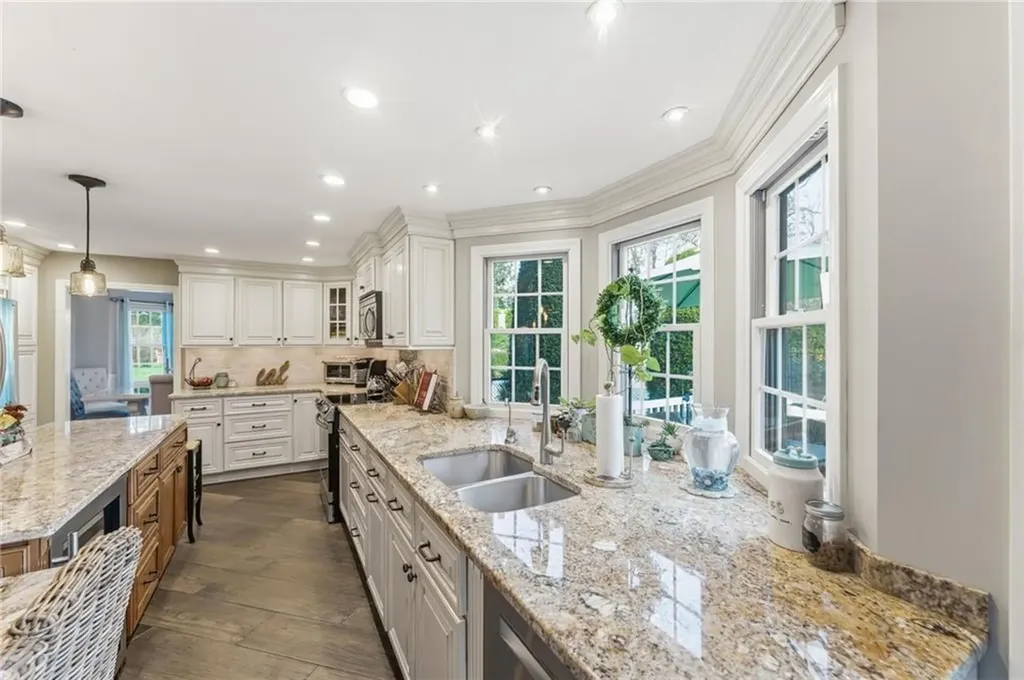 4 Evans Street Cumberland RI 02864