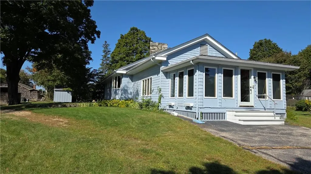 4 Pearl Street Coventry RI 02816