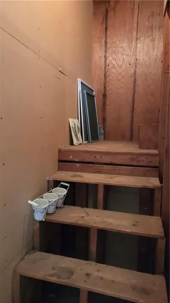 4 Pearl Street Coventry RI 02816