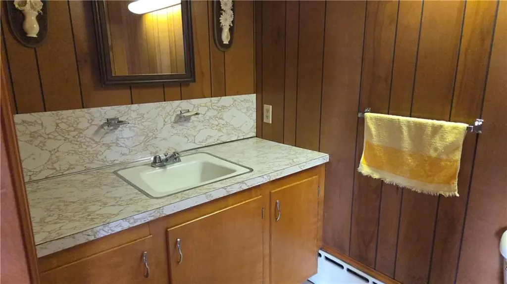 4 Pearl Street Coventry RI 02816