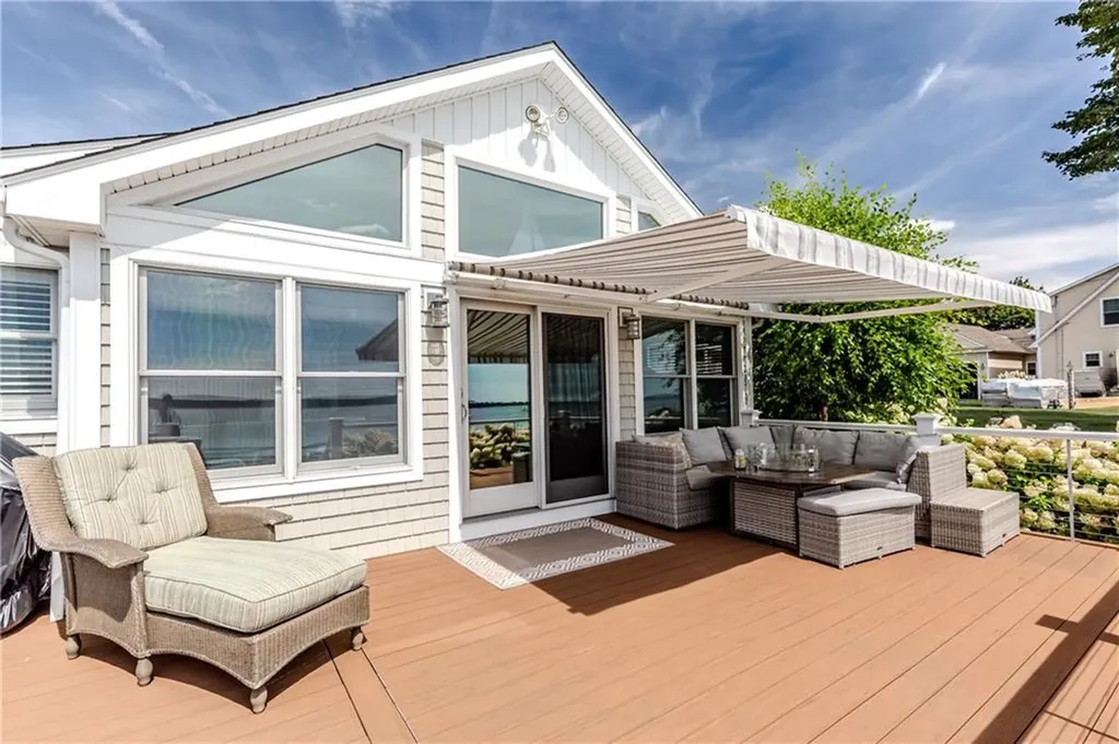 45 Juniper Avenue Warwick RI 02886