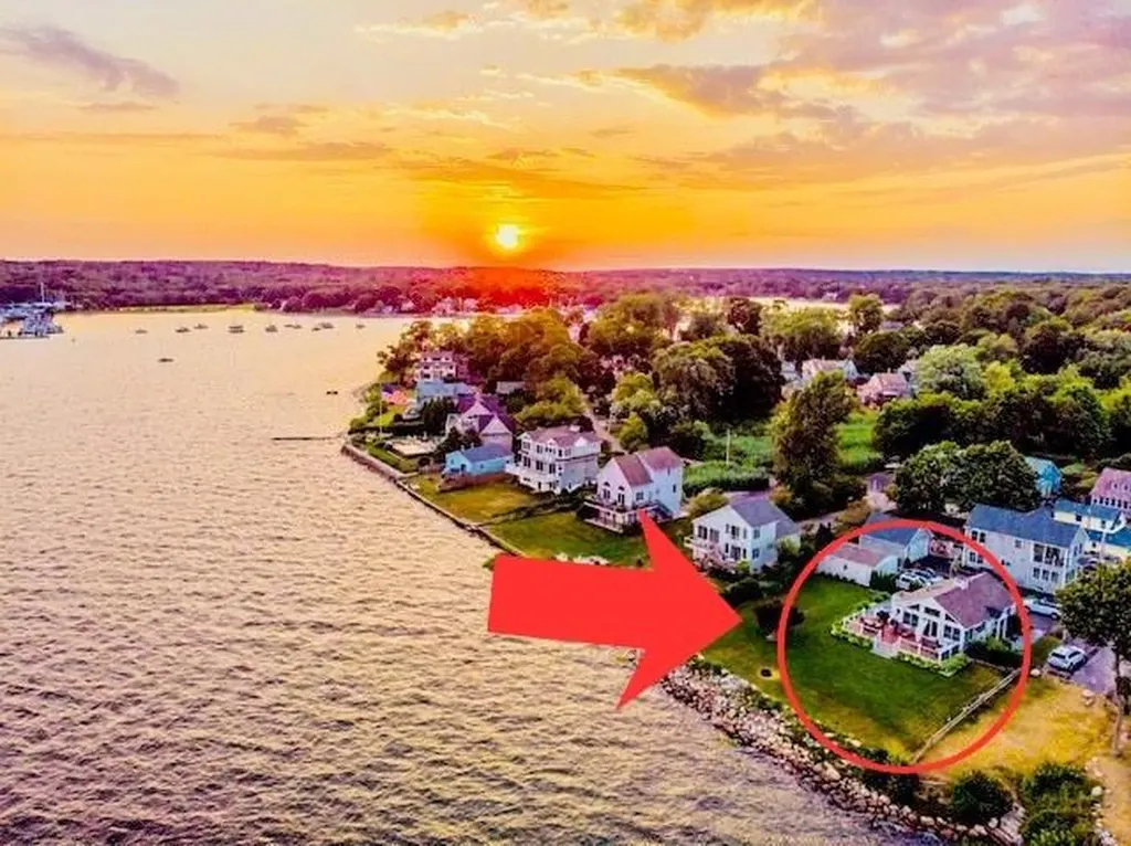 45 Juniper Avenue Warwick RI 02886