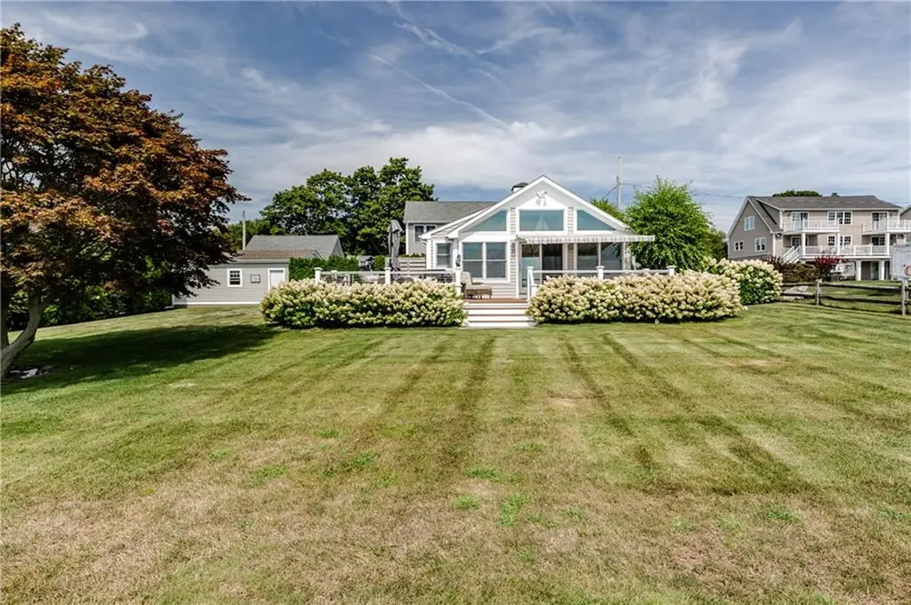 45 Juniper Avenue Warwick RI 02886