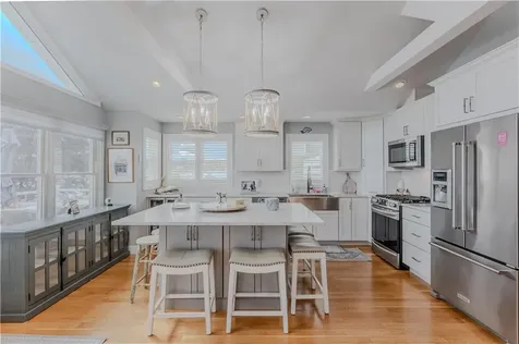 45 Juniper Avenue Warwick RI 02886