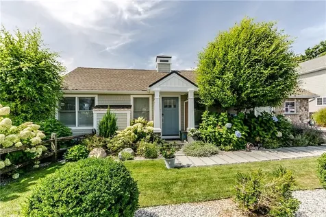 45 Juniper Avenue Warwick RI 02886