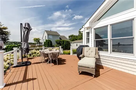 45 Juniper Avenue Warwick RI 02886