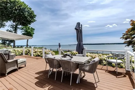 45 Juniper Avenue Warwick RI 02886