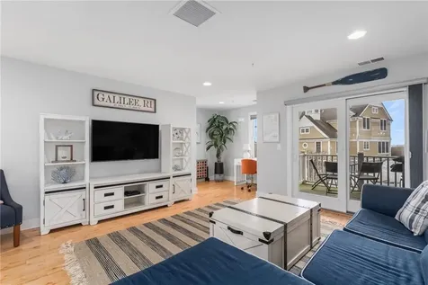 232 Sand Hill Cove Road Narragansett RI 02882