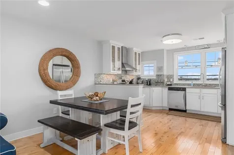 232 Sand Hill Cove Road Narragansett RI 02882