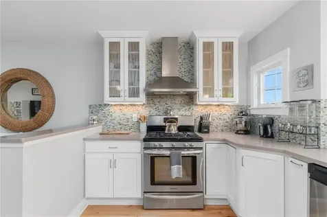 232 Sand Hill Cove Road Narragansett RI 02882