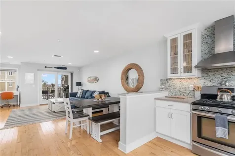 232 Sand Hill Cove Road Narragansett RI 02882