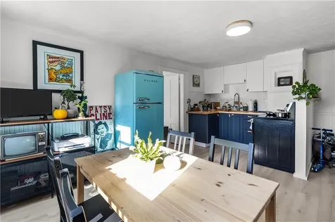 30 Catherine Street Bristol RI 02809