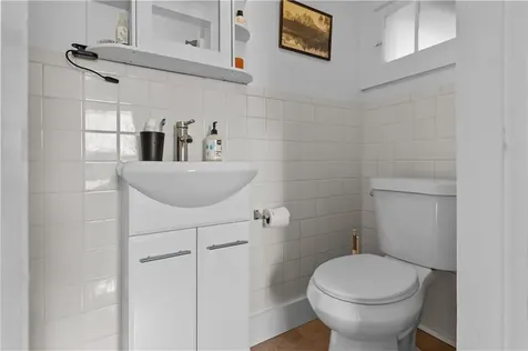 30 Catherine Street Bristol RI 02809