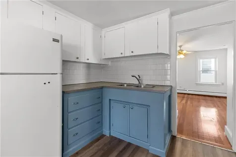 30 Catherine Street Bristol RI 02809