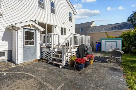 30 Catherine Street Bristol RI 02809