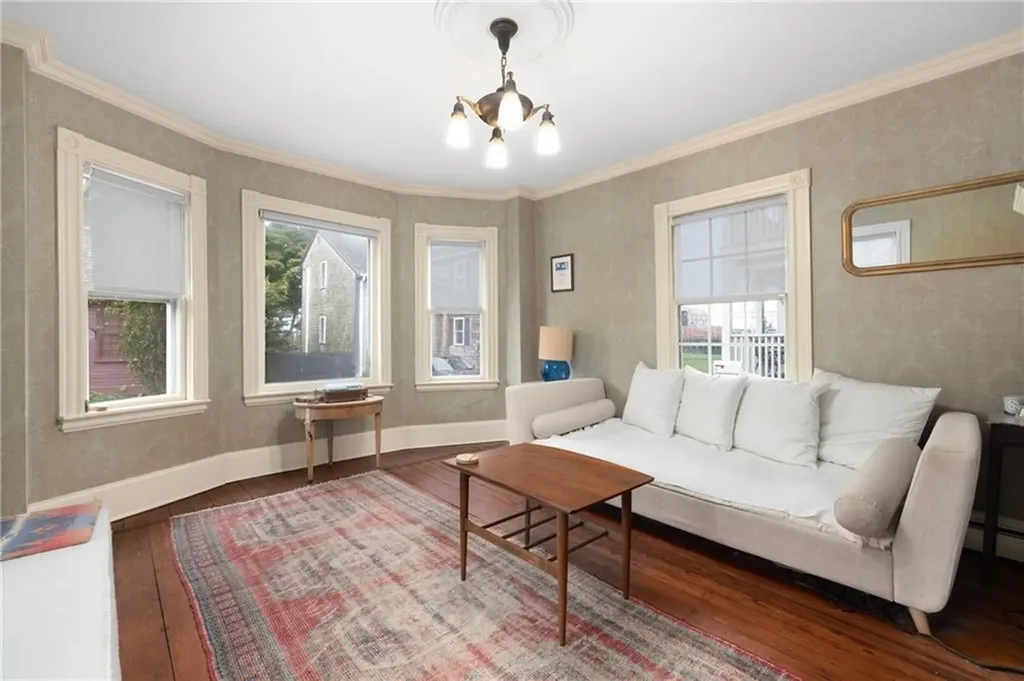 6 Cozzens Court Newport RI 02840