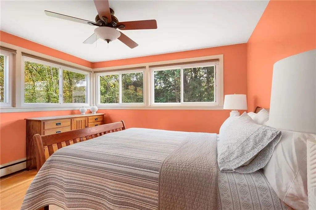 6 Conway Drive Barrington RI 02806