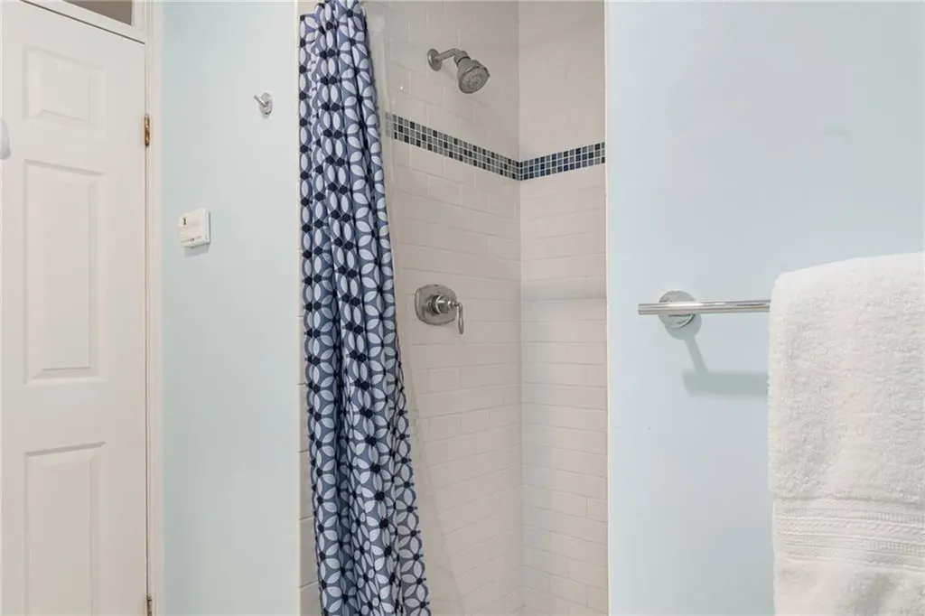 6 Conway Drive Barrington RI 02806