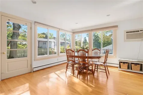 6 Conway Drive Barrington RI 02806