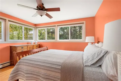 6 Conway Drive Barrington RI 02806