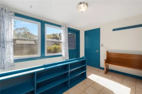 6 Conway Drive Barrington RI 02806