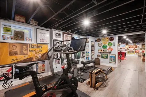 6 Conway Drive Barrington RI 02806