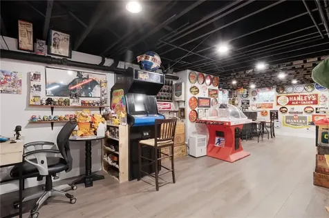 6 Conway Drive Barrington RI 02806