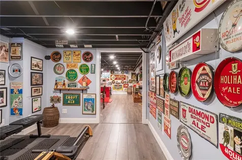 6 Conway Drive Barrington RI 02806