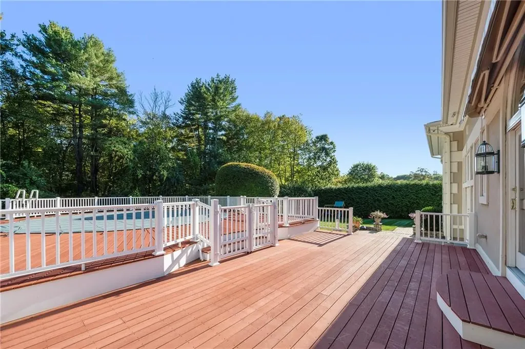 55 Wilbur Road Lincoln RI 02865
