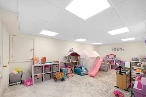 55 Wilbur Road Lincoln RI 02865