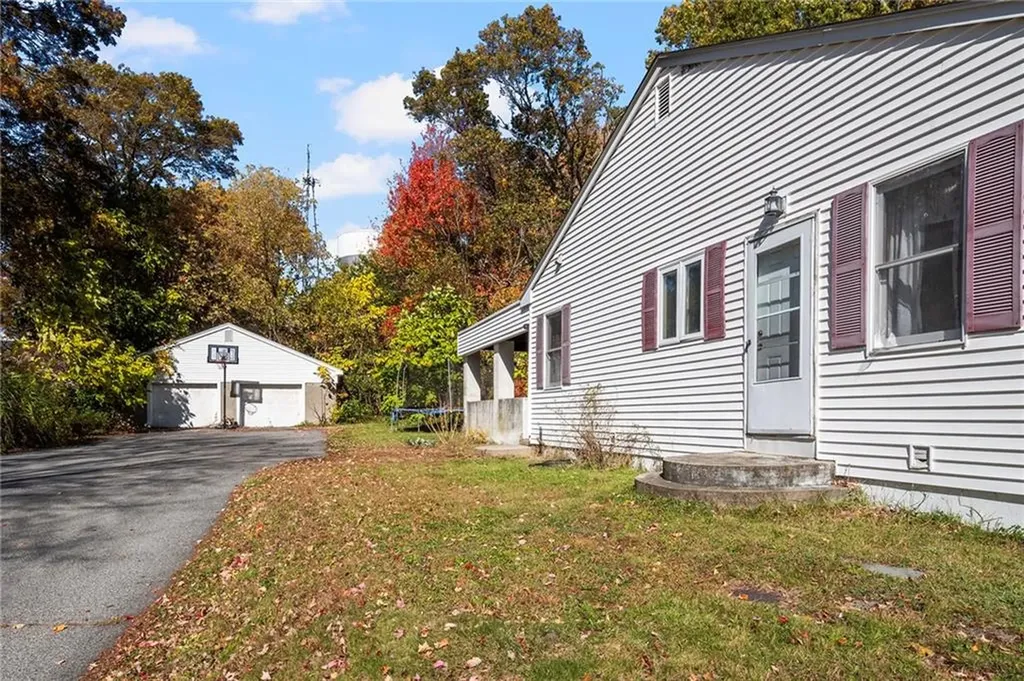 304 Getchell Avenue Woonsocket RI 02895