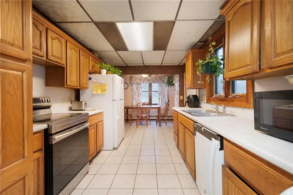 304 Getchell Avenue Woonsocket RI 02895