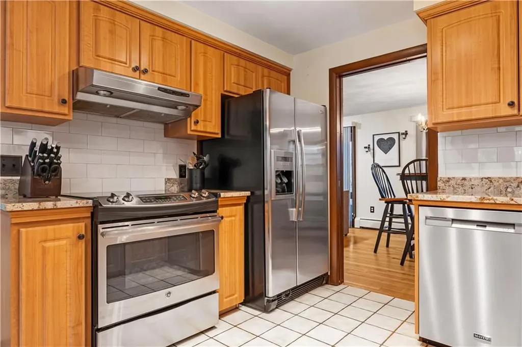 420 Robin Hollow Road West Greenwich RI 02817