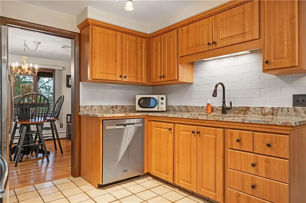 420 Robin Hollow Road West Greenwich RI 02817