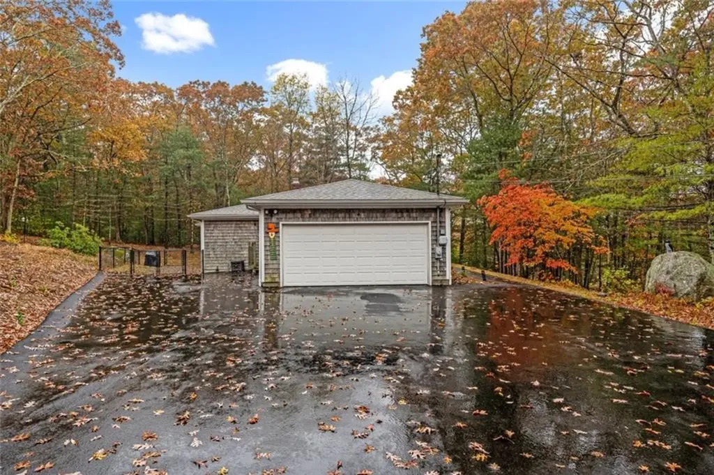 420 Robin Hollow Road West Greenwich RI 02817