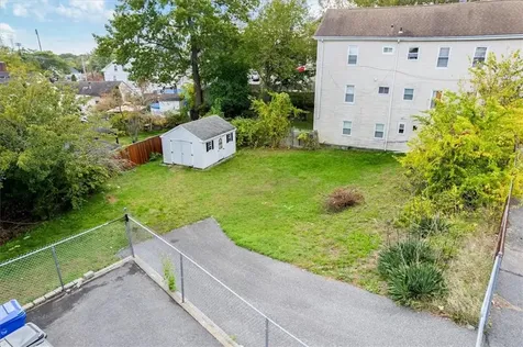 44 Pawtucket Avenue Pawtucket RI 02860