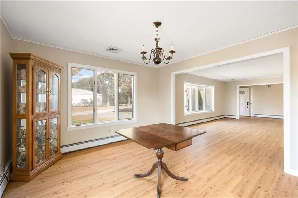 23 Hillview Drive Westerly RI 02891
