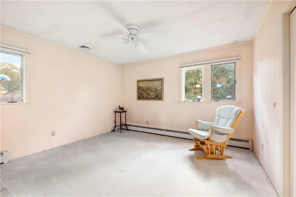 23 Hillview Drive Westerly RI 02891
