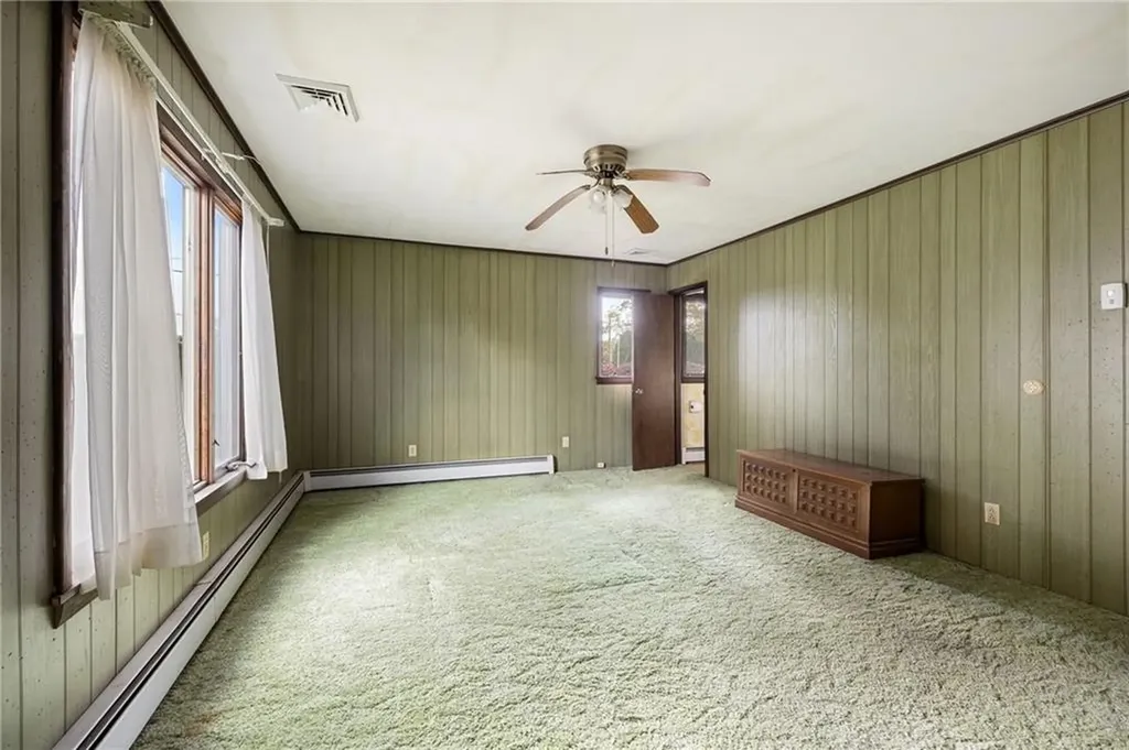 23 Hillview Drive Westerly RI 02891