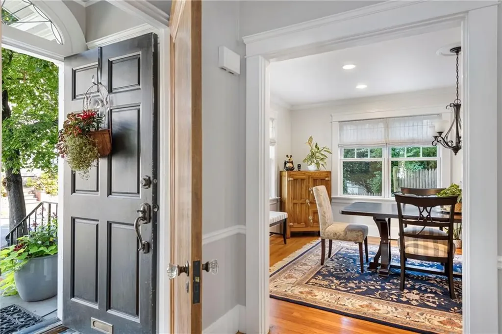 141 Emeline Street Providence RI 02906