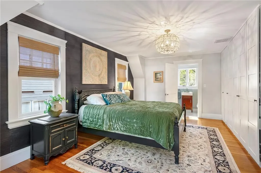 141 Emeline Street Providence RI 02906