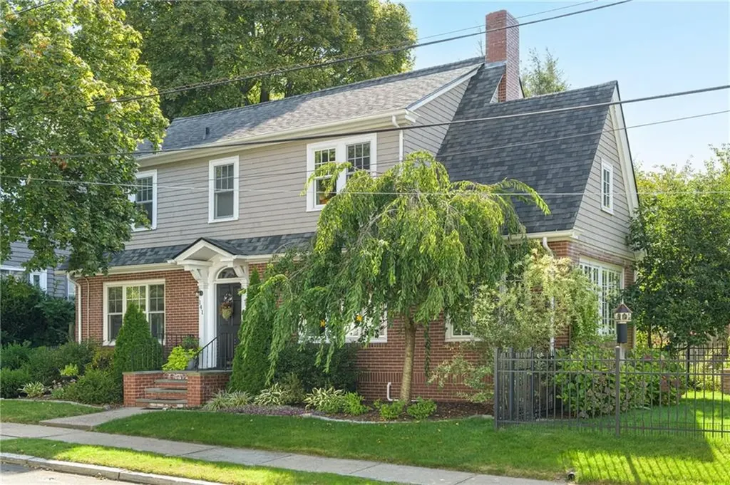 141 Emeline Street Providence RI 02906