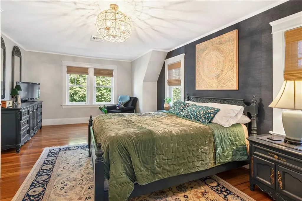 141 Emeline Street Providence RI 02906