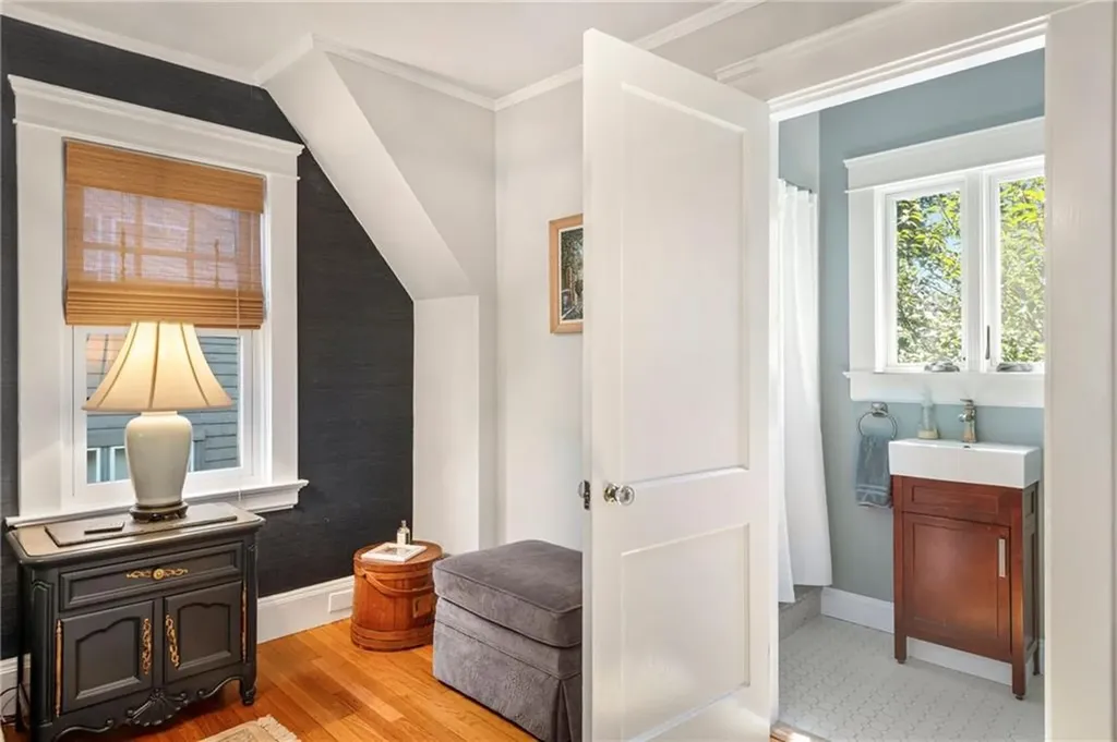 141 Emeline Street Providence RI 02906