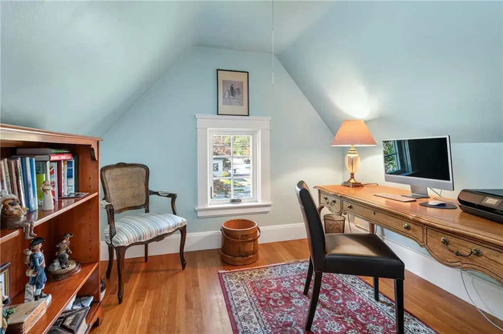 141 Emeline Street Providence RI 02906