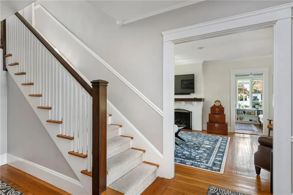 141 Emeline Street Providence RI 02906